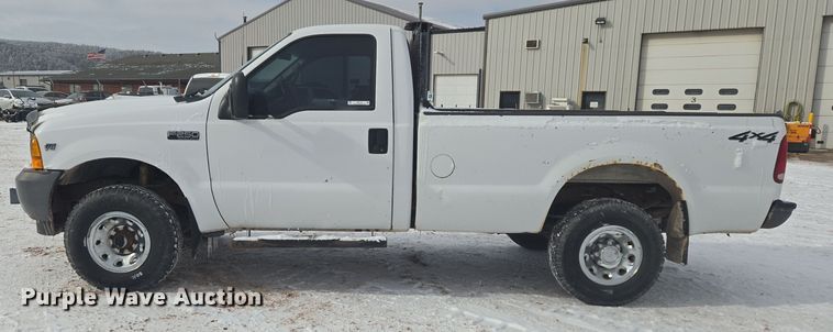 image for item ER5142 2001 Ford F250 Super Duty SuperCab pickup truck