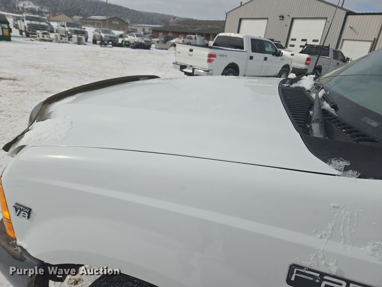 image for item ER5142 2001 Ford F250 Super Duty SuperCab pickup truck