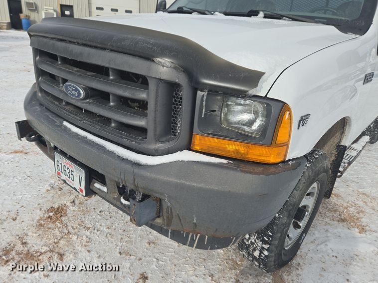 image for item ER5142 2001 Ford F250 Super Duty SuperCab pickup truck