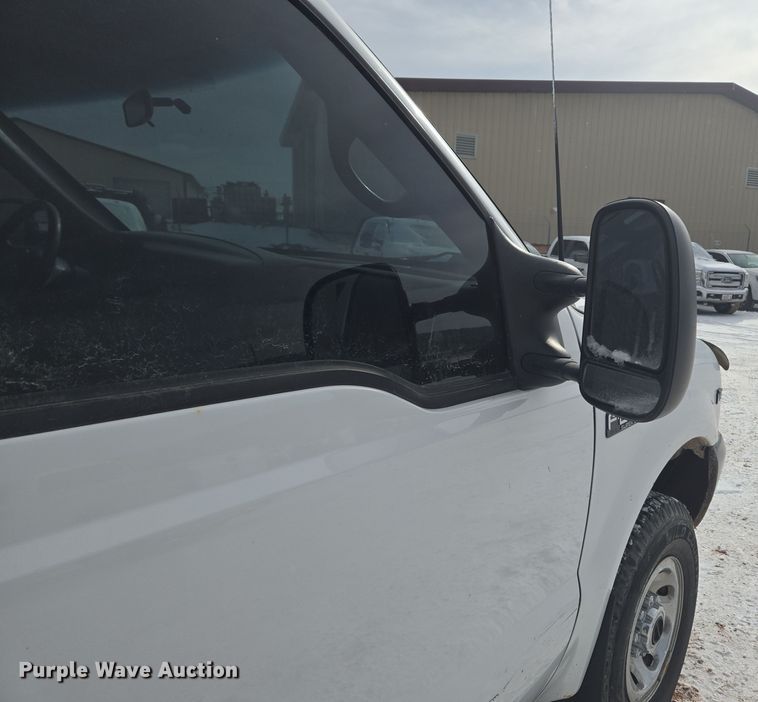 image for item ER5142 2001 Ford F250 Super Duty SuperCab pickup truck