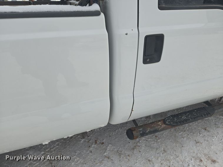 image for item ER5142 2001 Ford F250 Super Duty SuperCab pickup truck