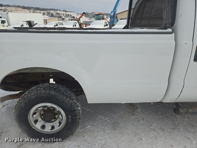 image for item ER5142 2001 Ford F250 Super Duty SuperCab pickup truck