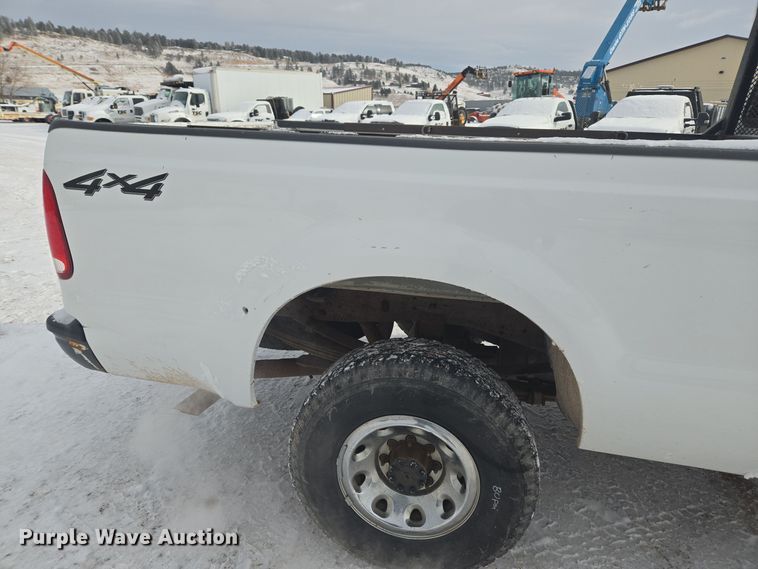 image for item ER5142 2001 Ford F250 Super Duty SuperCab pickup truck