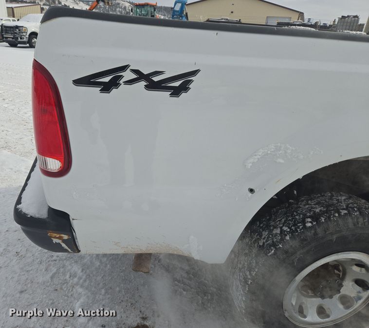 image for item ER5142 2001 Ford F250 Super Duty SuperCab pickup truck