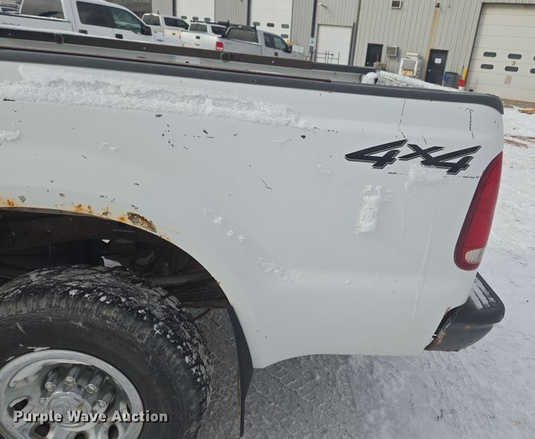 image for item ER5142 2001 Ford F250 Super Duty SuperCab pickup truck