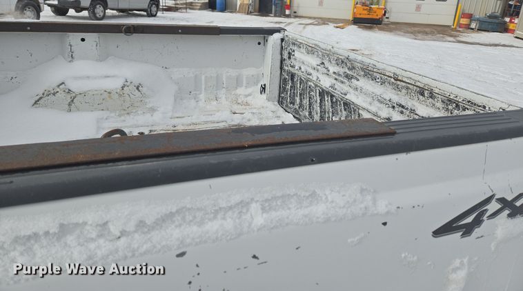 image for item ER5142 2001 Ford F250 Super Duty SuperCab pickup truck