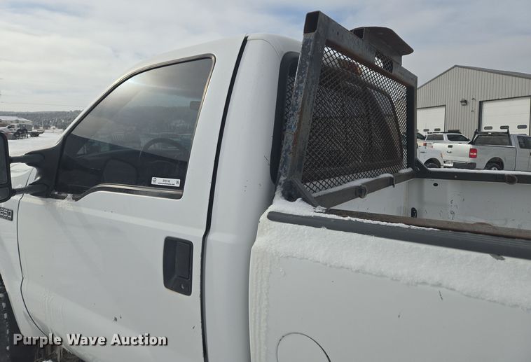 image for item ER5142 2001 Ford F250 Super Duty SuperCab pickup truck