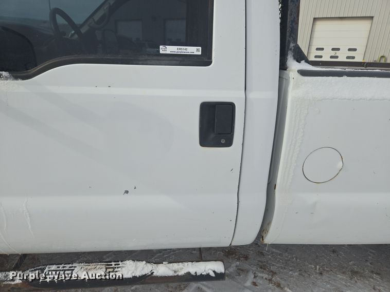 image for item ER5142 2001 Ford F250 Super Duty SuperCab pickup truck