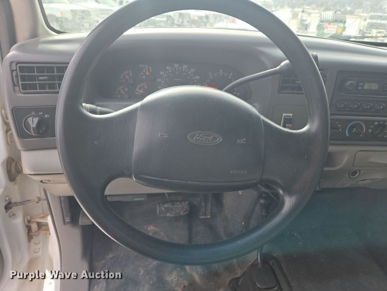 image for item ER5142 2001 Ford F250 Super Duty SuperCab pickup truck