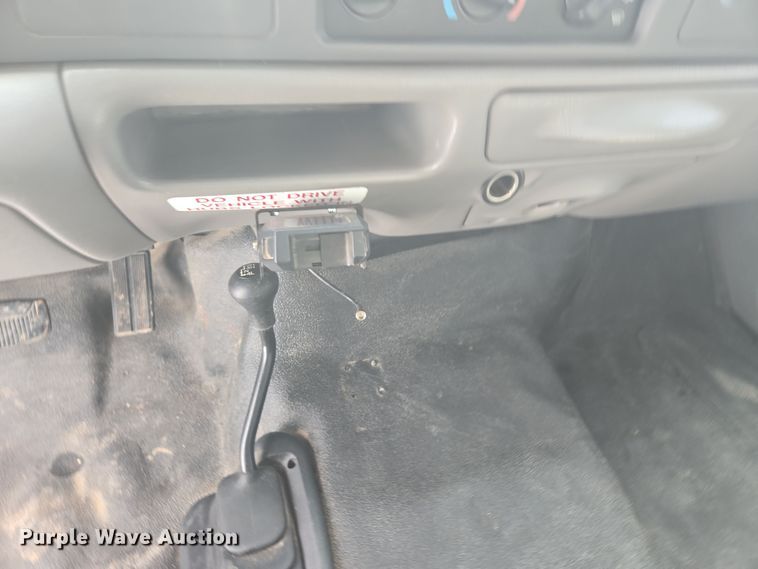 image for item ER5142 2001 Ford F250 Super Duty SuperCab pickup truck