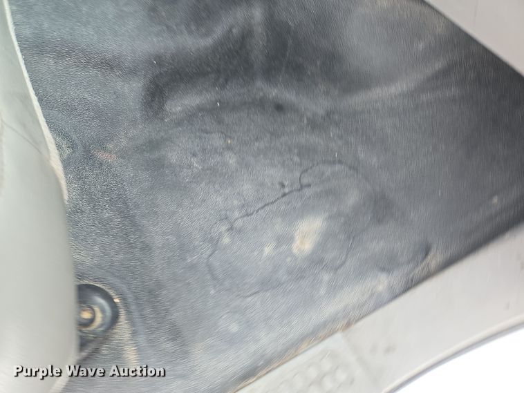 image for item ER5142 2001 Ford F250 Super Duty SuperCab pickup truck