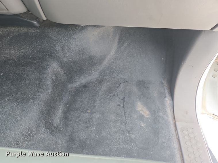 image for item ER5142 2001 Ford F250 Super Duty SuperCab pickup truck