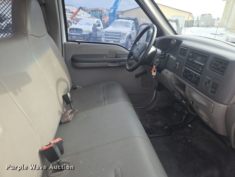 image for item ER5142 2001 Ford F250 Super Duty SuperCab pickup truck