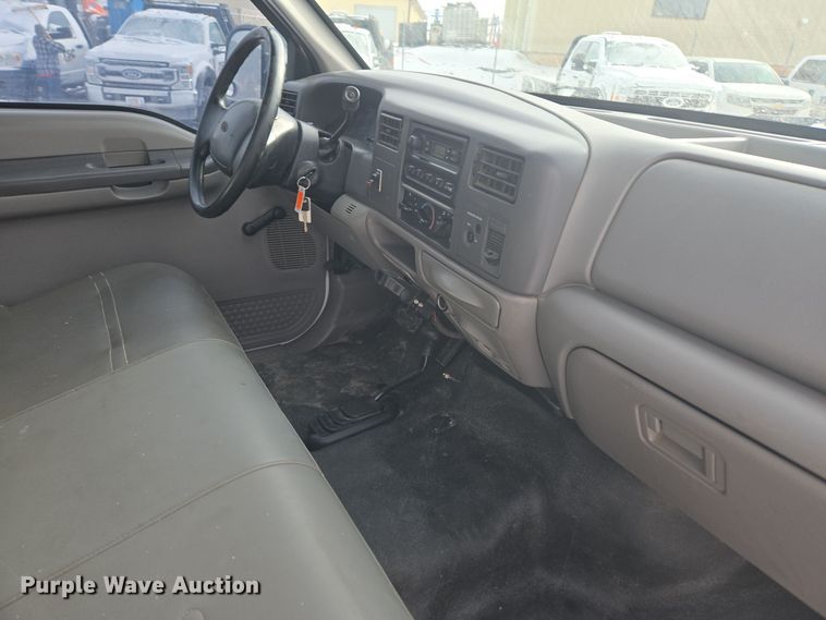 image for item ER5142 2001 Ford F250 Super Duty SuperCab pickup truck