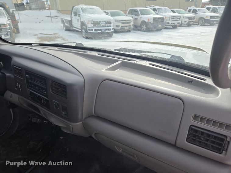 image for item ER5142 2001 Ford F250 Super Duty SuperCab pickup truck