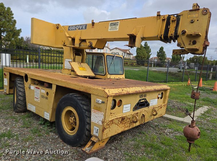 image for item ER5159 Grove AP-308 crane
