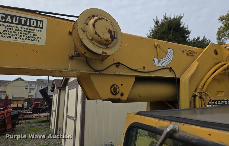 image for item ER5159 Grove AP-308 crane