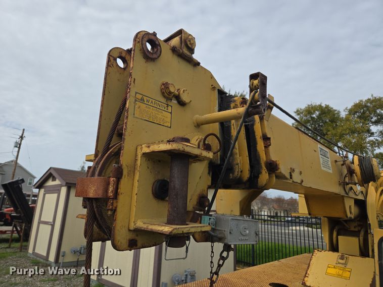 image for item ER5159 Grove AP-308 crane