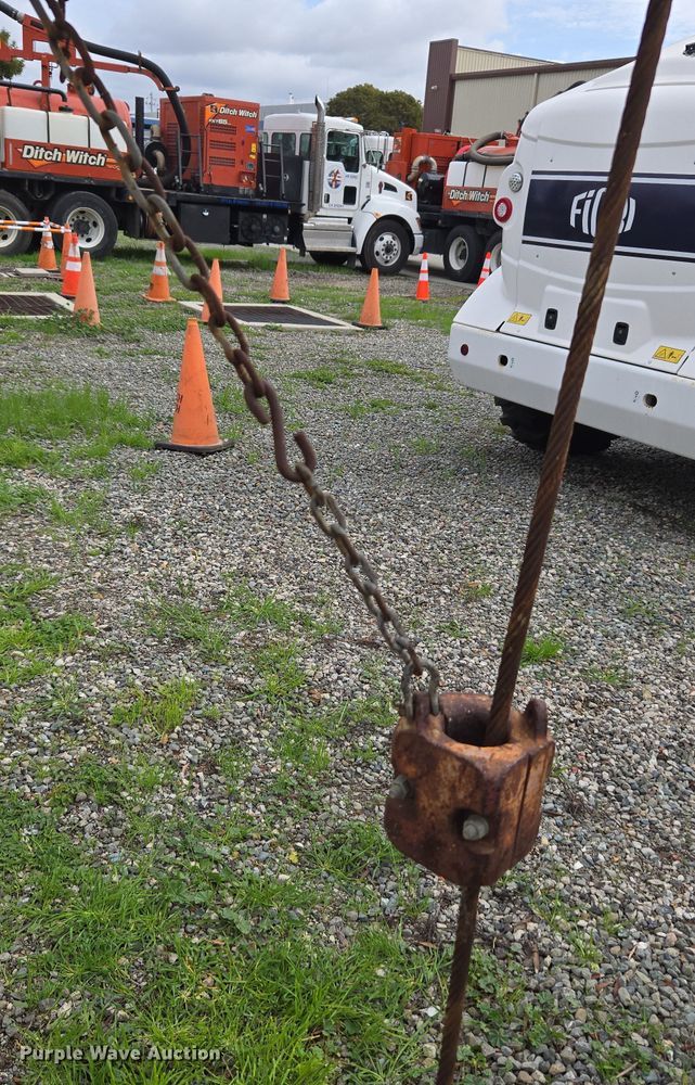 image for item ER5159 Grove AP-308 crane