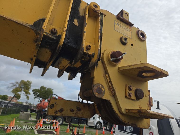 image for item ER5159 Grove AP-308 crane