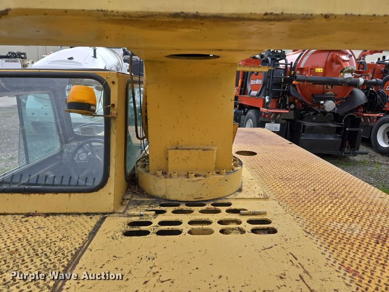 image for item ER5159 Grove AP-308 crane