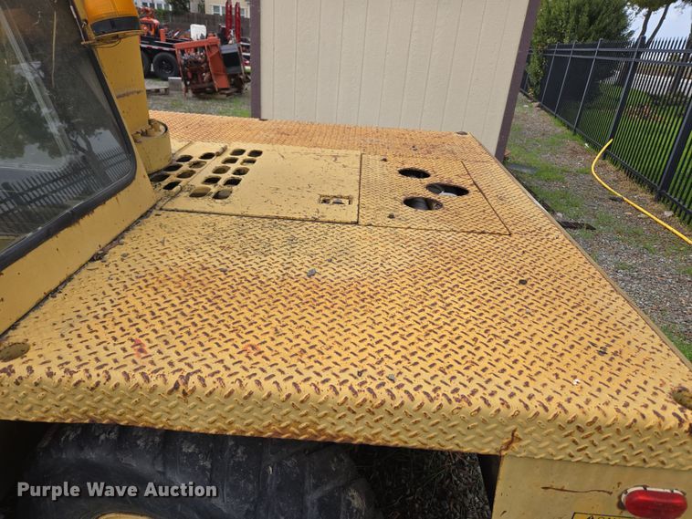 image for item ER5159 Grove AP-308 crane