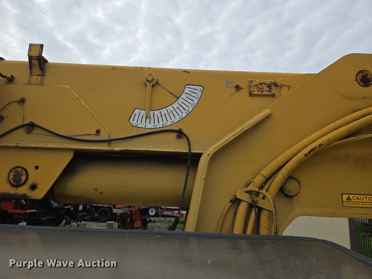image for item ER5159 Grove AP-308 crane