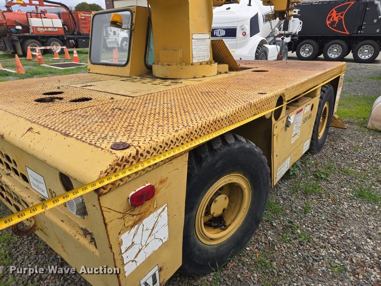 image for item ER5159 Grove AP-308 crane