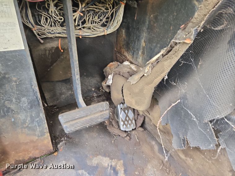 image for item ER5159 Grove AP-308 crane