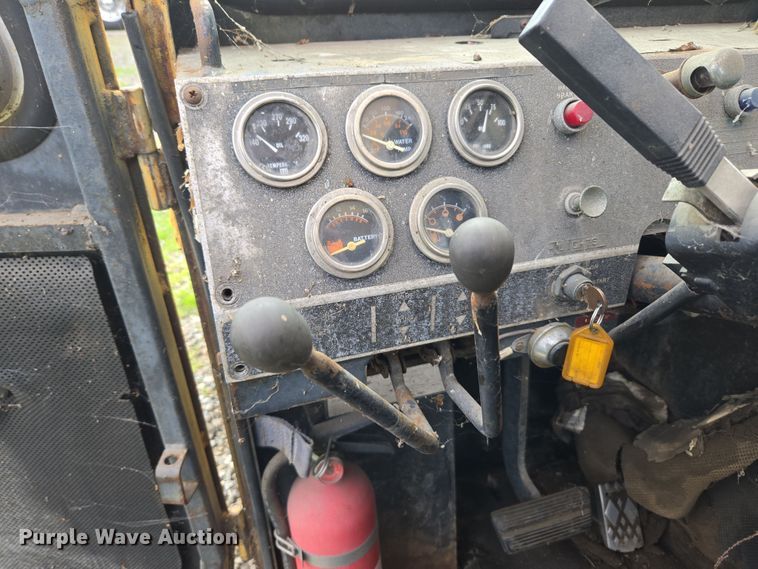 image for item ER5159 Grove AP-308 crane