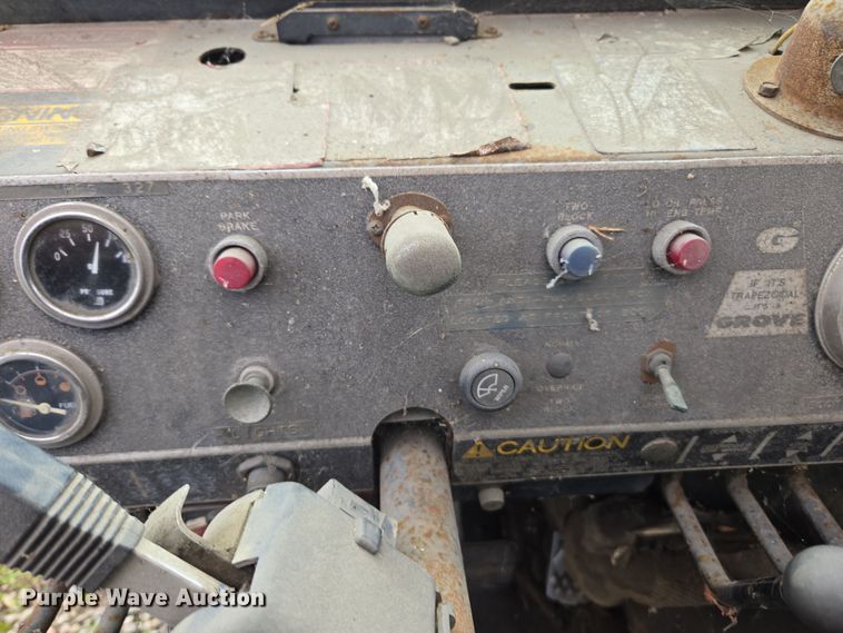 image for item ER5159 Grove AP-308 crane