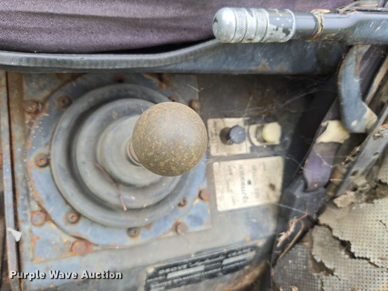 image for item ER5159 Grove AP-308 crane