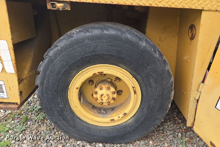 image for item ER5159 Grove AP-308 crane