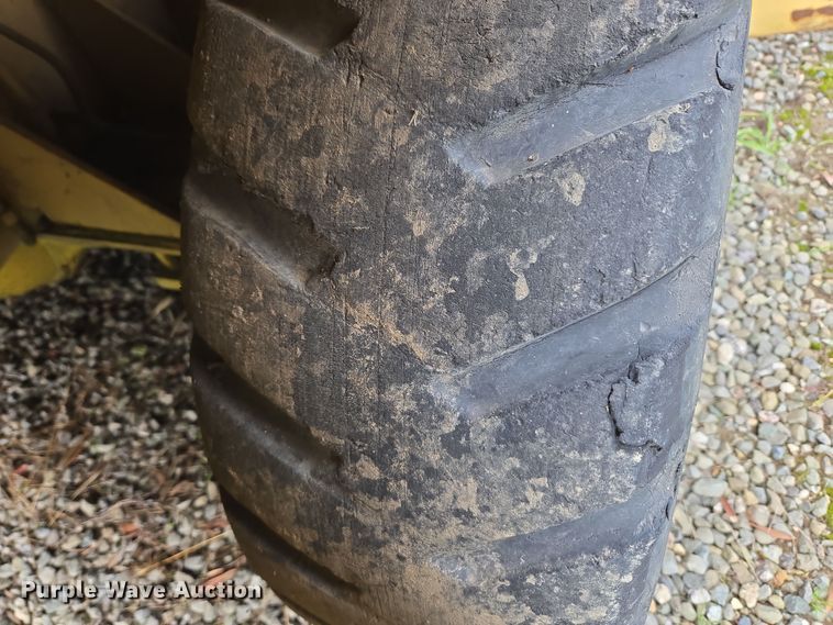 image for item ER5159 Grove AP-308 crane