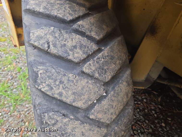 image for item ER5159 Grove AP-308 crane