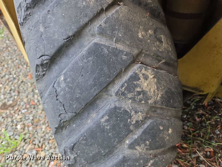 image for item ER5159 Grove AP-308 crane