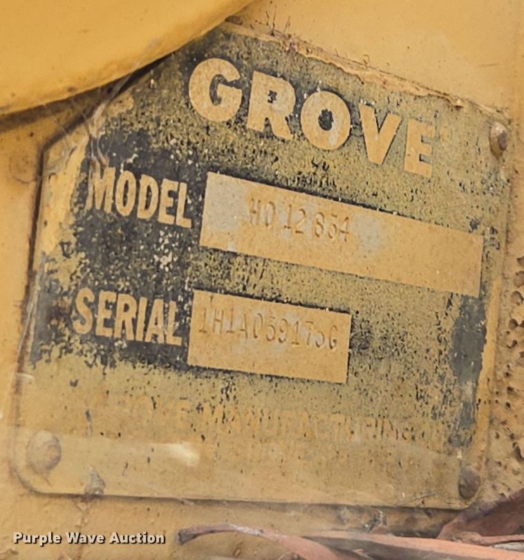 image for item ER5159 Grove AP-308 crane