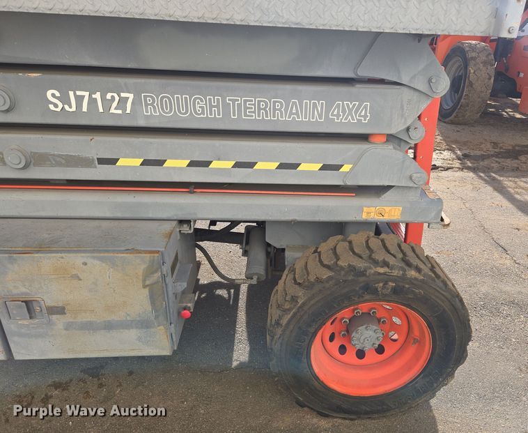 image for item ER5164 2006 Skyjack SJ7127 scissor lift