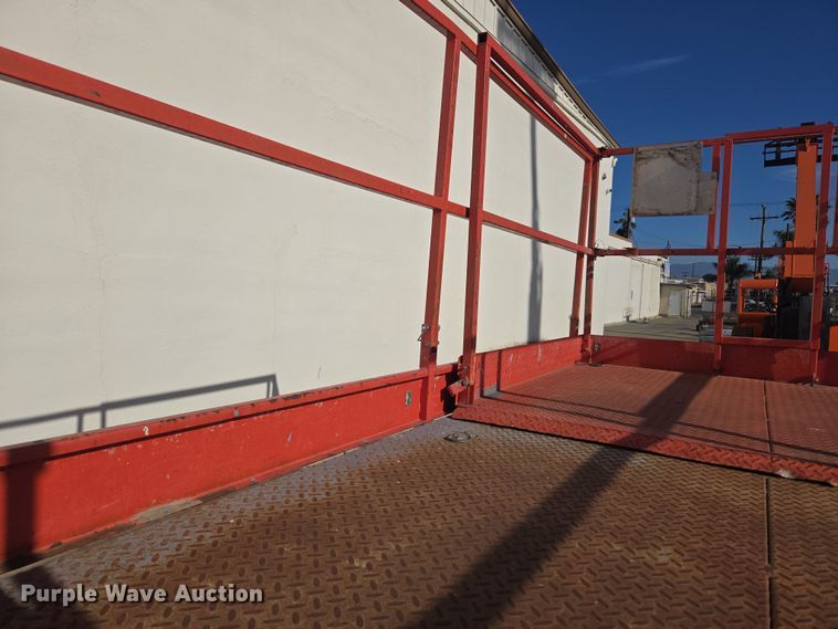 image for item ER5164 2006 Skyjack SJ7127 scissor lift