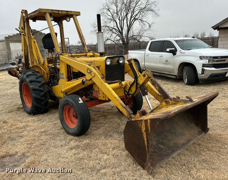 image for item ER8704 1970 Case 480CK backhoe