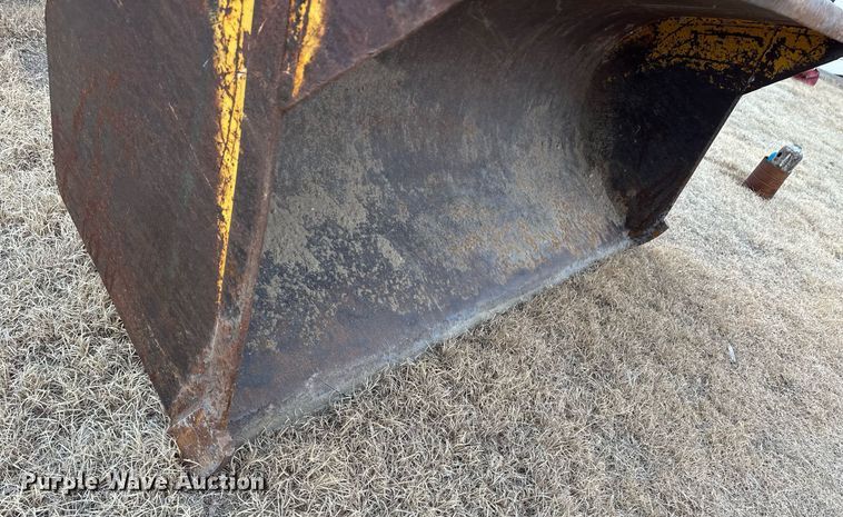 image for item ER8704 1970 Case 480CK backhoe