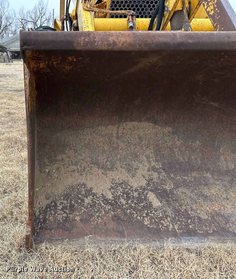 image for item ER8704 1970 Case 480CK backhoe