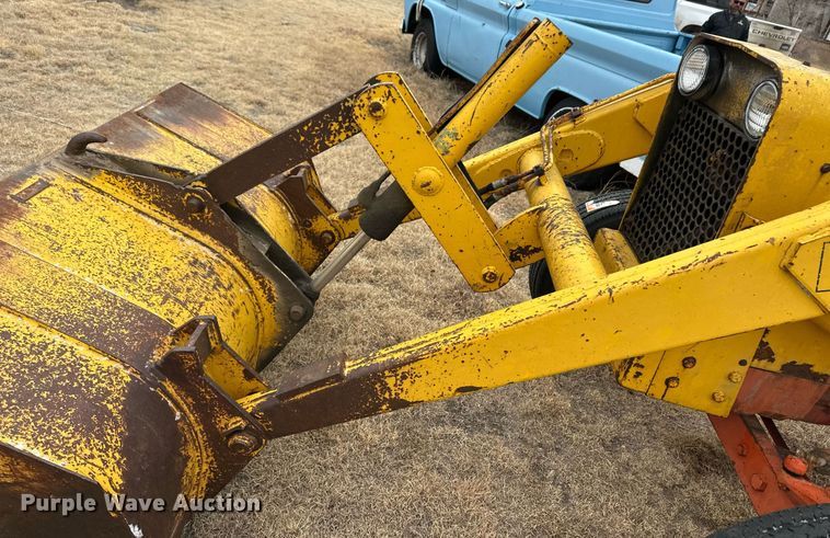 image for item ER8704 1970 Case 480CK backhoe
