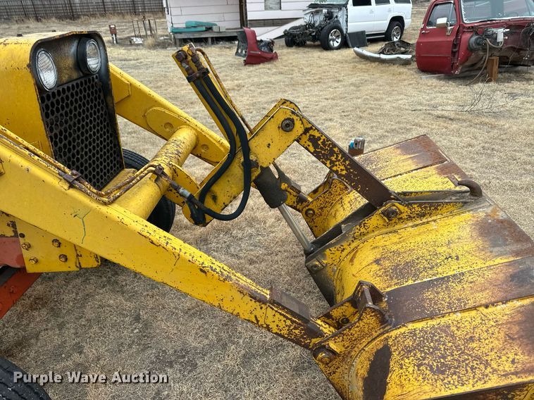 image for item ER8704 1970 Case 480CK backhoe