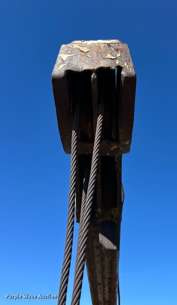 image for item ER8733 Shop built crane trailer