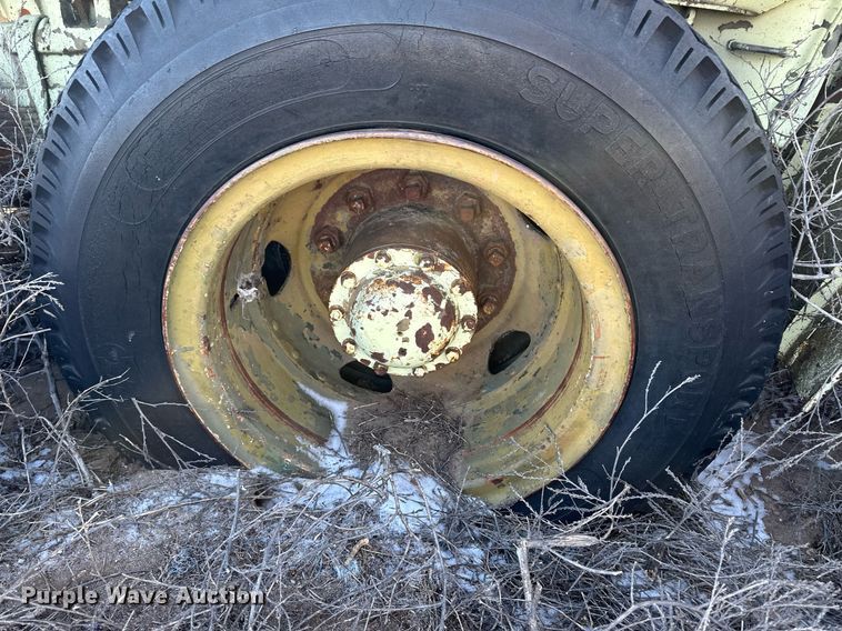 image for item ER8733 Shop built crane trailer
