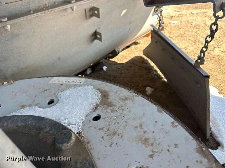 image for item ER8734 2002 Johnston 3000 street sweeper