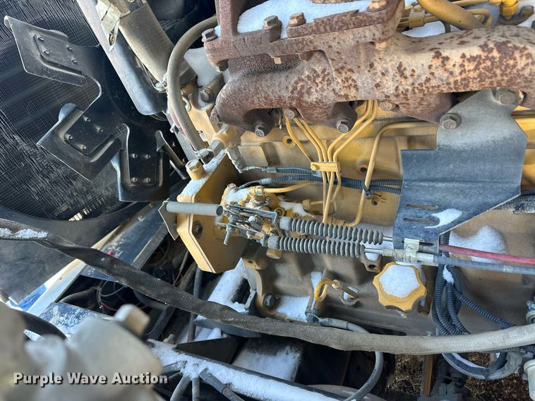 image for item ER8734 2002 Johnston 3000 street sweeper