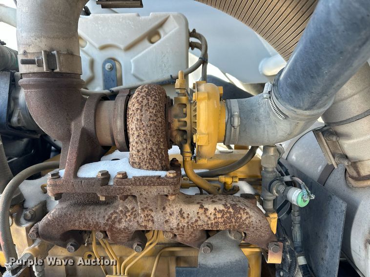 image for item ER8734 2002 Johnston 3000 street sweeper