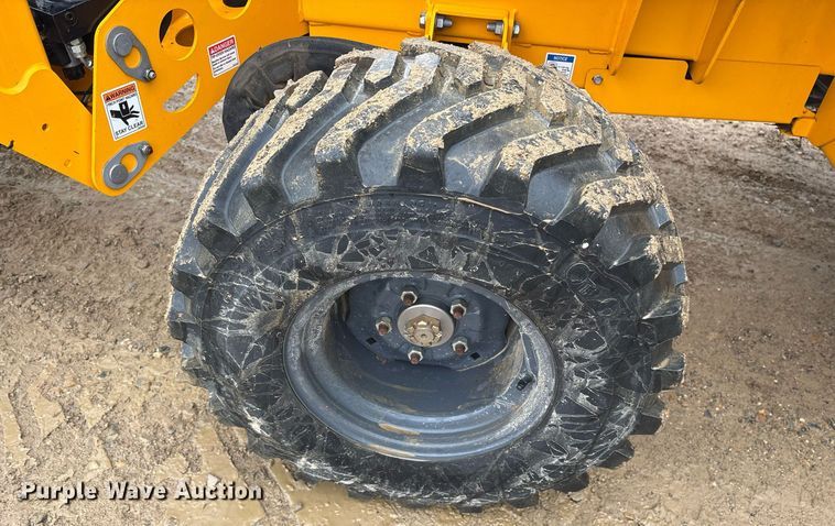 image for item EY9893 2020 Haulotte 45XA boom lift